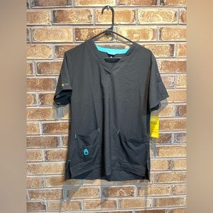 NEW Carhartt scrub nurse women’s top New With Tags